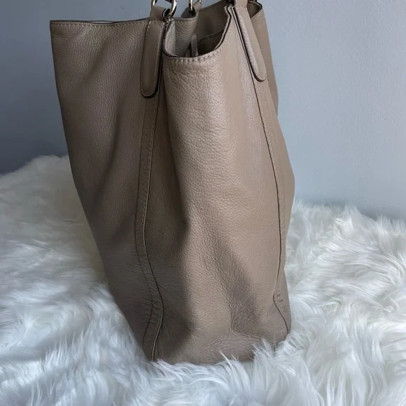 Gucci Soho Interlocking GG Tote Bag Leather Handbag